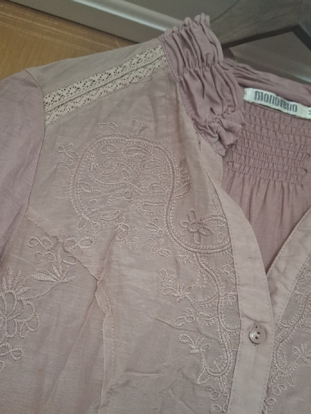 Monoreno Dusty Rose Embroidered Button-Down Blouse